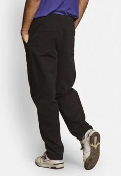 Redefined Rebel Arian - Chino - Black -Herenkledingwinkel 0a38e8f1fb3b45d3b22c6c312377c995