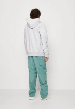 HUF Madison Heavyweight Hoodie Unisex - Hoodie - Heather Grey 10 HUF Madison Heavyweight Hoodie Unisex - Hoodie - Heather Grey -Herenkledingwinkel 11b4c01852a84d5f8e7be14840332548