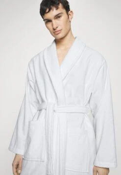 Pier One Shawl Towel Bathrobe - Badjas - White -Herenkledingwinkel 1750537fe5284a27957b17c8aded1f98