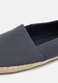 Pier One Unisex - Espadrilles - Dark Grey 13 Pier One Unisex - Espadrilles - Dark Grey -Herenkledingwinkel 401b2a9b74114e80a73dde61f7ec34a5