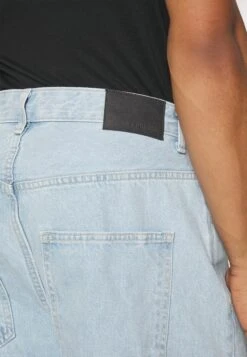 YOURTURN Baggy Jeans Unisex - Relaxed Fit Jeans - Light Blue Denim 11 YOURTURN Baggy Jeans Unisex - Relaxed Fit Jeans - Light Blue Denim -Herenkledingwinkel 403443fb82f8453c90bf8113d2f19de6