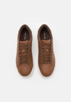 Pier One Unisex - Sneakers Laag - Cognac -Herenkledingwinkel 4255542b254043c59f79012041804d27