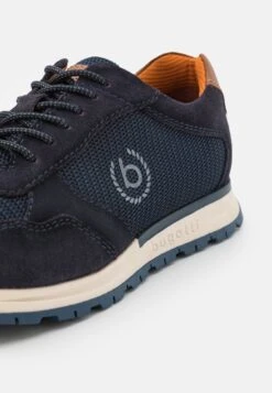 Bugatti Stranger - Sneakers Laag - Dark Blue -Herenkledingwinkel 6988f5e529b1424f90e16fcc1b4aa80c