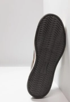 Skechers Moreno - Sneakers Laag - Taupe -Herenkledingwinkel 6ea3e5982b3a4b8b917daac804967e26