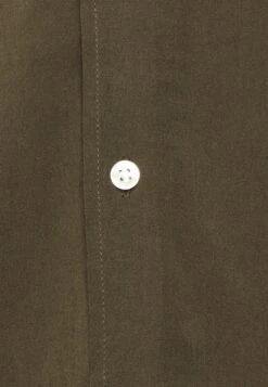 Pier One 2 Pack - Overhemd - Olive/Black -Herenkledingwinkel 7ff4c91cb9994f77800e2d277aea3109