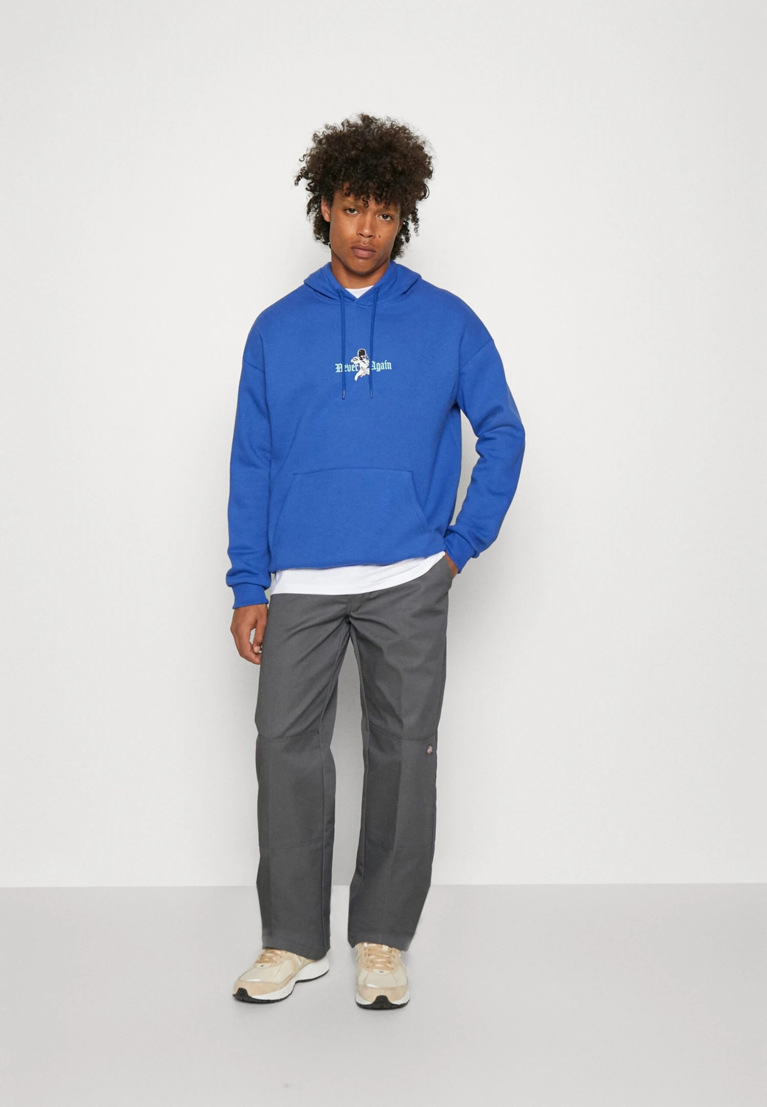 YOURTURN Never Again Hoodie Unisex - Hoodie - Dark Blue 4 YOURTURN Never Again Hoodie Unisex - Hoodie - Dark Blue - Afbeelding 2