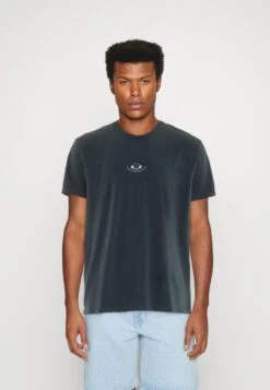 Kaotiko Washed Free Your Mind Unisex - T-Shirt Print - Navy -Herenkledingwinkel 8445691bcb084f6dac138665a3618f87