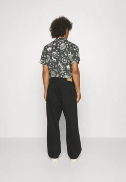YOURTURN Baggy Jeans Unisex - Relaxed Fit Jeans - Black Denim 9 YOURTURN Baggy Jeans Unisex - Relaxed Fit Jeans - Black Denim -Herenkledingwinkel 856524ea1a41478dbf188a3711e8cfe3