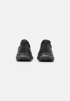 Pier One Sneakers Laag - Black -Herenkledingwinkel 8c00dac42ca54760bb9e30aa6c287d7d