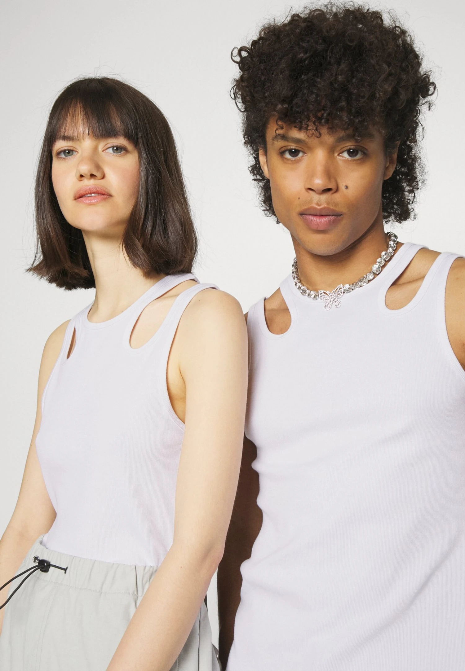 YOURTURN Unisex - Top - White 6 YOURTURN Unisex - Top - White - Afbeelding 4