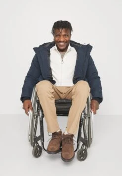 Pier One Vest - Off White -Herenkledingwinkel 90d97e053d224200bd224084b6e217cc