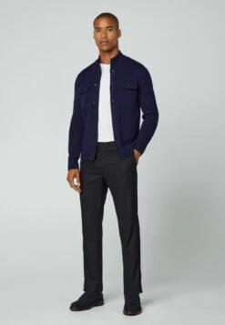 Herenkledingwinkel -Herenkledingwinkel 9a4521d1bec54100989e75940b94e0a5