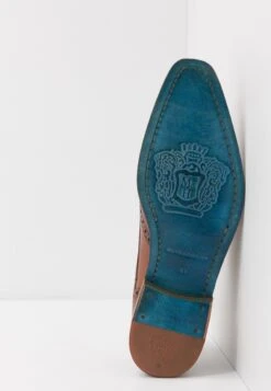 MELVIN & HAMILTON Martin 2 - Instappers - Brown -Herenkledingwinkel 9fa2af56377c4d82ab221b05ad764234