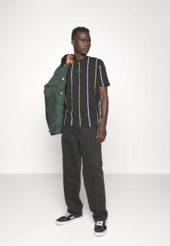 YOURTURN Unisex - T-Shirt Print - Black/White -Herenkledingwinkel ae6974bac6e94fb098f2859524f1d8b3