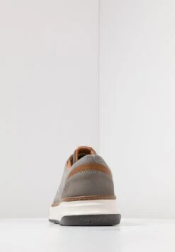 Skechers Moreno - Sneakers Laag - Taupe -Herenkledingwinkel b9284f888ed04fde8b234922e1e8138c