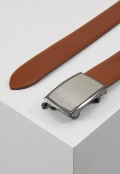 Bugatti Belts - Riem - Cognac -Herenkledingwinkel bda9497a8d3243a8b2afed080ecfa602