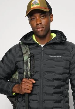 Peak Performance Argon Light Hood Jacket - Outdoorjas - Black -Herenkledingwinkel cf03bcc8fed046be99978f6ef29424c7