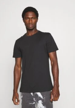 Pier One 3 Pack - T-Shirt Basic - Black/Mottled Dark Grey/Bordeaux 11 Pier One 3 Pack - T-Shirt Basic - Black/Mottled Dark Grey/Bordeaux -Herenkledingwinkel d09d40cb336d40a1a4f7d8ffcc823842