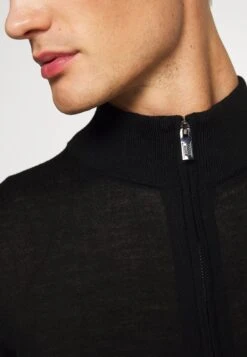 Emporio Armani Cardigan - Vest - Nero -Herenkledingwinkel d5612eba4c3f4a99b6b7e862d14b206b