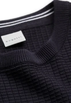 Bugatti Cotton - Trui - Marine 11 Bugatti Cotton - Trui - Marine -Herenkledingwinkel d6a001a9702c4d8885b534aee6cadcc1