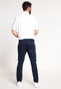Pier One Chino - Dark Blue -Herenkledingwinkel d781d37eda76425a93e9a0a3b37f56fe