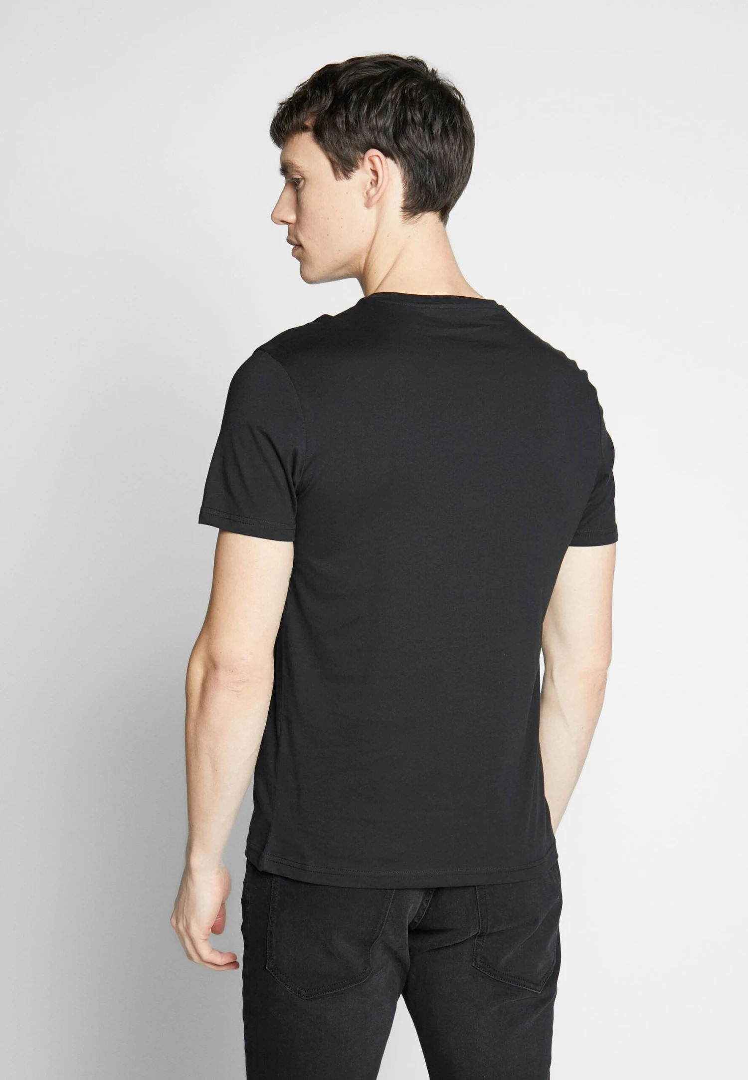 Pier One 3 Pack - T-Shirt Basic - Black/White/Blue 6 Pier One 3 Pack - T-Shirt Basic - Black/White/Blue - Afbeelding 4