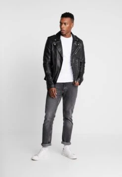 Pier One 3 Pack - T-Shirt Basic - White -Herenkledingwinkel ea5a45d6ac054aaf8ad5e779d70e706b