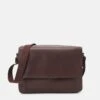 Pier One Leather Unisex - Laptoptas - Brown -Herenkledingwinkel f8c9e0939b9441c299acc7f07d92ce52